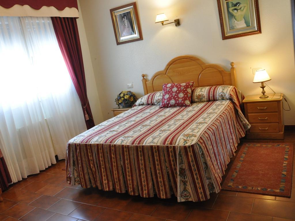 Hostal Paz Gondomar Room photo